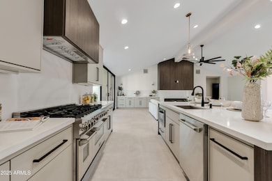 7717 N 7th Ave, Phoenix, AZ 85021 - photo 4