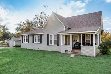 107 N Gowdy St, Whitewright, TX 75491 - photo 4