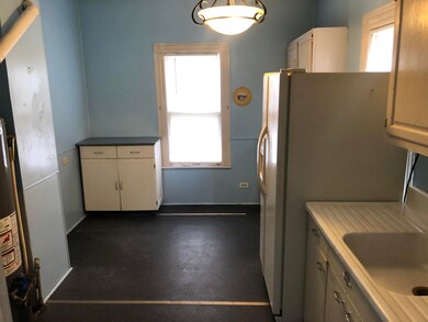 kitchen front lower - Copy