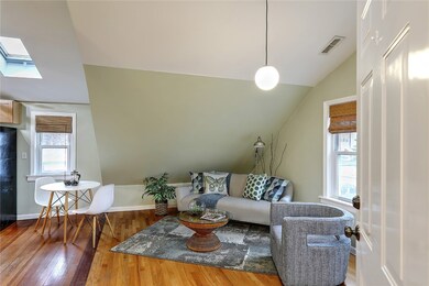 170 4th St unit 3, Providence, RI 02906 - photo 3