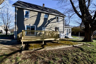 584 Bound Rd, Woonsocket, RI 02895 - photo 4