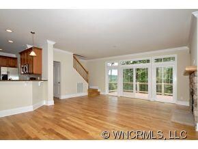 Lvg rm open to kitchen & deck