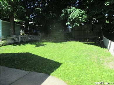 Backyard. SUPER BACKYARD...
