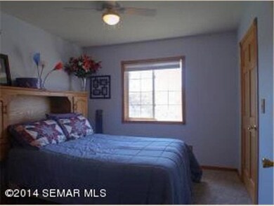 1006 1006 Remington Dr, Onalaska, WI 54650 - photo 7