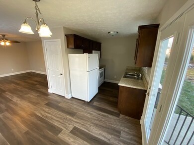 109 Williams St unit A, Portland, TN 37148 - photo 4