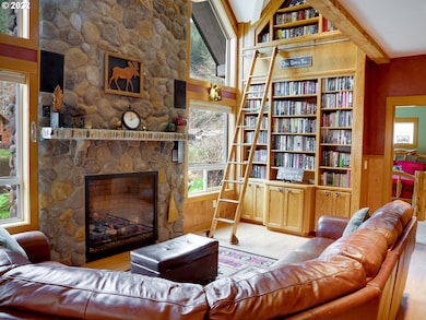 71569 Fishhawk Rd, Clatskanie, OR 97016 - photo 6