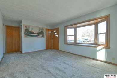 5401 Gladstone St, Lincoln, NE 68504 - photo 4