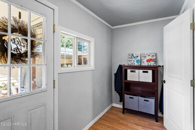 2901Mapleway_10