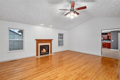 1004 Torrington Ln, Freeburg, IL 62243 - photo 5