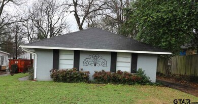 1914 1914 Jarrel, Tyler, TX 75701 - photo 2