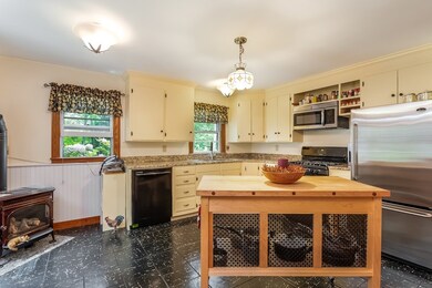 11 Coolidge Ave, Concord, NH 03301 - photo 6