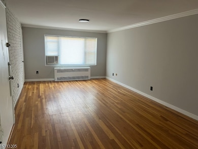 49B Garfield Park, Edison, NJ 08837 - photo 2
