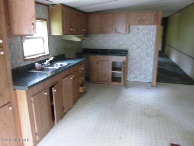 6312 Old Hwy 70 Kitchen