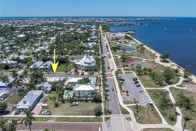 110 Gilchrist St, Punta Gorda, FL 33950 - photo 2