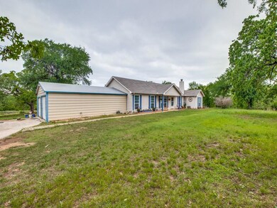 2130 Bill b Rd, Azle, TX 76020 - photo 4