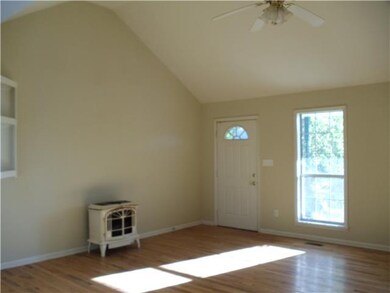 651 Shoal Creek Rd, Goodspring, TN 38460 - photo 3