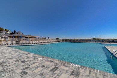 HHB&T Amenities_LuxImg_0021
