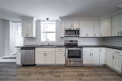 440 Forest Ave, Middletown, RI 02842 - photo 7