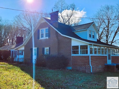 124 Collinstown Rd, Stuart, VA 24171 - photo 4