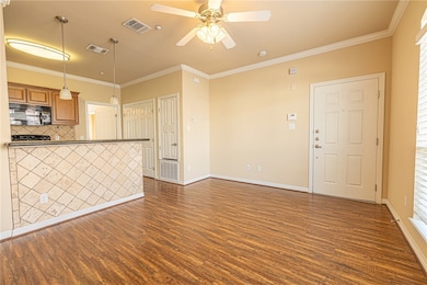 1198 Jones Butler Rd unit 2007, College Station, TX 77840 - photo 6