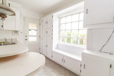 1924 Gardner Rd, Westchester, IL 60154 - photo 6