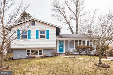 13621 Grenoble Dr, Rockville, MD 20853 - photo 2