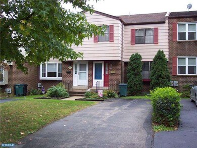 314 Birch Dr, Lafayette Hill, PA 19444 - photo 3