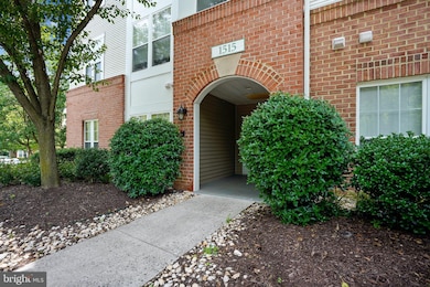 1515 N Point Dr unit 301, Reston, VA 20194 - photo 6