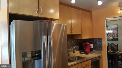 19941 Appledowre Cir, Germantown, MD 20876 - photo 3