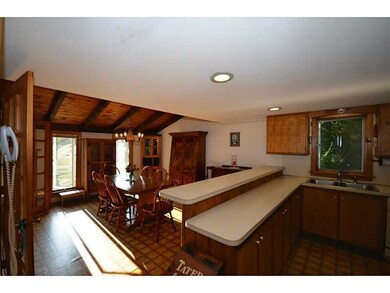79 Miner Rd, Saunderstown, RI 02874 - photo 4