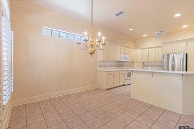 5608 Hollybrook Dr, Tyler, TX 75703 - photo 6