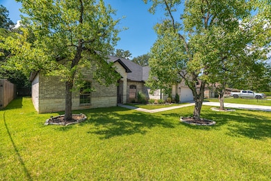 603 Airline Dr unit B, Conroe, TX 77301 - photo 5