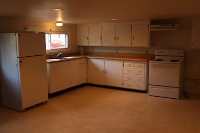 34 Water St unit 36, Shelburne Falls, MA 01370 - photo 6