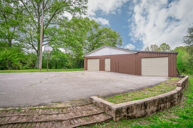 2867 Will Thompson Rd, Walling, TN 38587 - photo 7