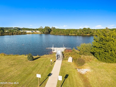 1814 Bards Dr SE, Bolivia, NC 28422 - photo 6