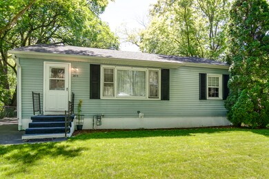 2813 Yeoman St, Waukegan, IL 60087 - photo 2