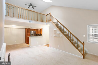 2221 Lovedale Ln unit K, Reston, VA 20191 - photo 3