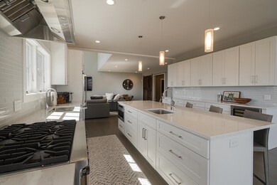 19 Powderhorn Ln unit 8B, Wilmington, VT 05363 - photo 5