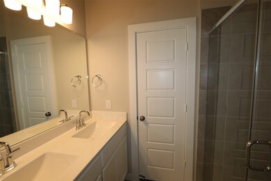 1211 Filly Creek Dr, Alvin, TX 77511 - photo 5