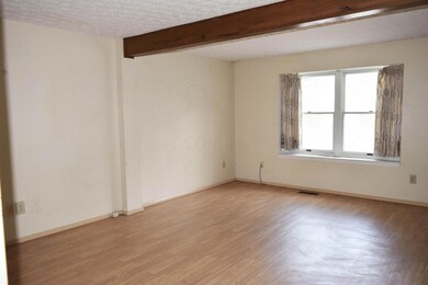 03-Living Room