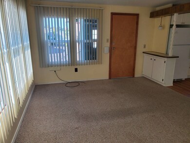 19605 River Rd unit 122, Gladstone, OR 97027 - photo 3