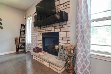 865 E Richmond Way, Nixa, MO 65714 - photo 6