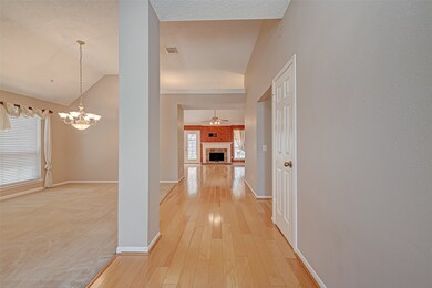 7422 Shangrila Ln, Houston, TX 77095 - photo 4