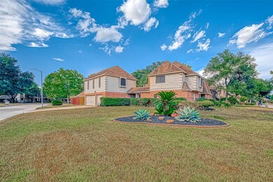 3918 Cherry Forest Dr, Houston, TX 77088 - photo 2