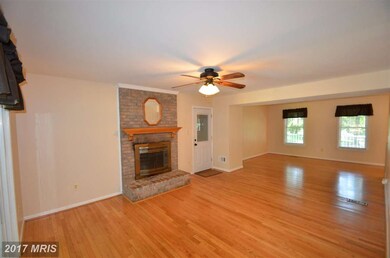 6120 Hidden Hollow Dr, Sykesville, MD 21784 - photo 5