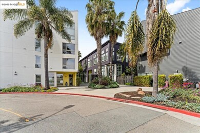 Pacific Cannery Lofts unit 354, Oakland, CA 94607 - photo 5