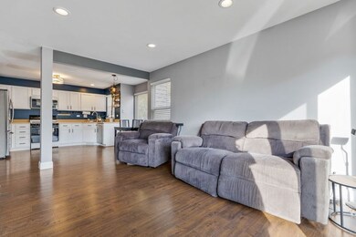 897 N Camden Ln, South Elgin, IL 60177 - photo 6