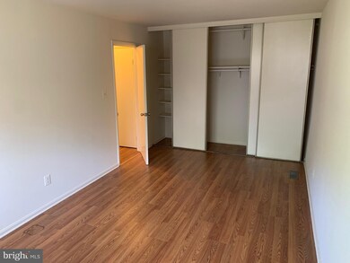 9751 Hagel Cir, Lorton, VA 22079 - photo 3