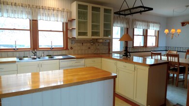 239 Avalanche Ln, Drums, PA 18222 - photo 4