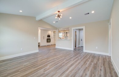 18802 Baughman Dr, Pearland, TX 77584 - photo 6